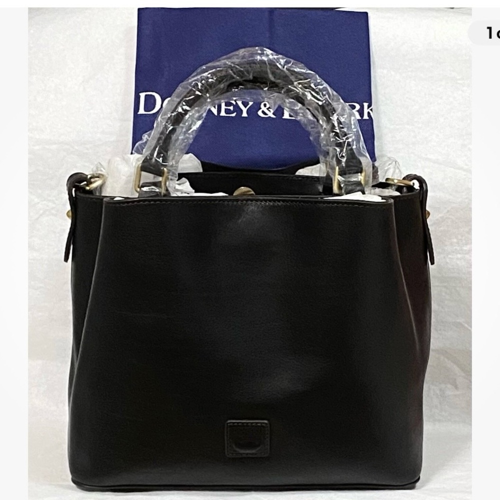 Dooney & Bourke Florentine Small Brenna Black Purse